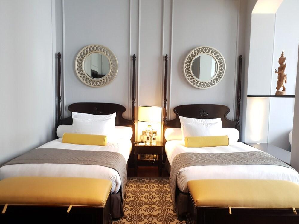 Hotel The Strand,