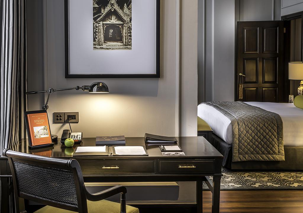 The Strand, Hotel 5*